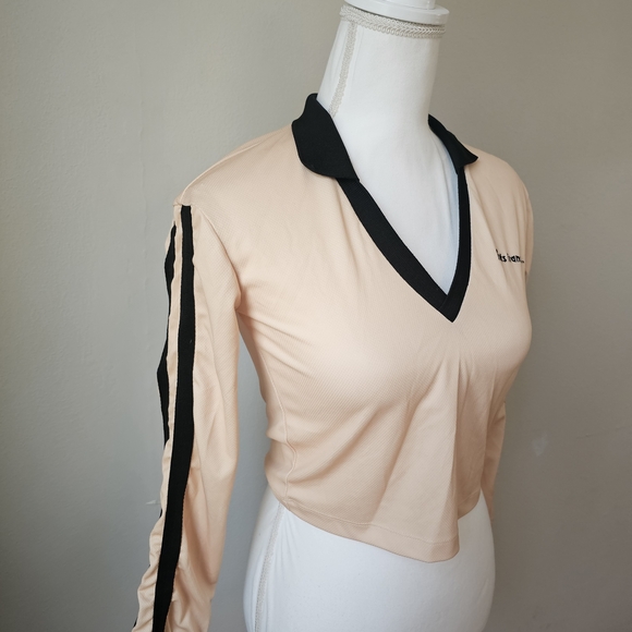 Urban Outfitters Black And Butter Yellow Jersey With Three Quater Length Sleeves - Picture 3 of 7